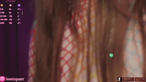 Mia online show from March 30, 5:14 pm