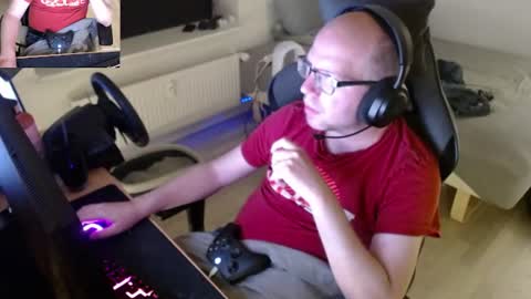 Snapshot of hoyboydkk chatting on July 4, 12:17 am Christian online show from July 4, 12:17 am