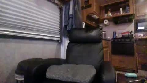 Snapshot of hoytme chatting on January 16, 5:00 am hoytme online show from January 16, 5:00 am