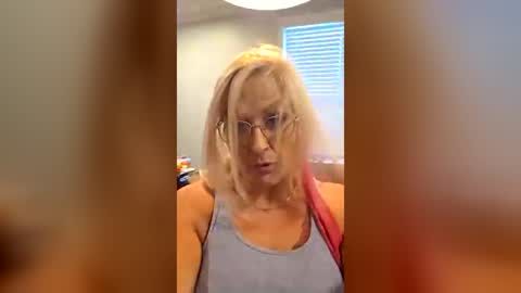 YoursTruly online show from June 13, 1:31 pm
