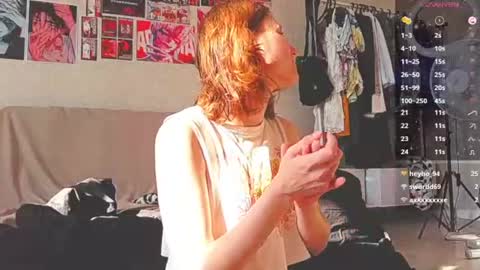 Snapshot of hua_lian chatting on July 31, 12:15 pm Alice online show from July 31, 12:15 pm