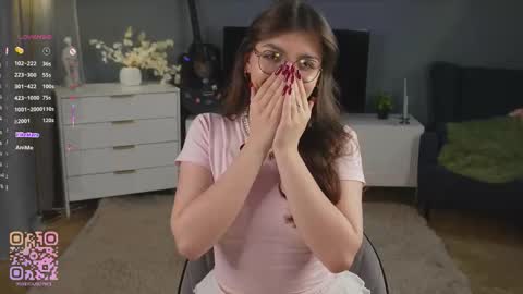 Diane online show from October 18, 7:25 pm