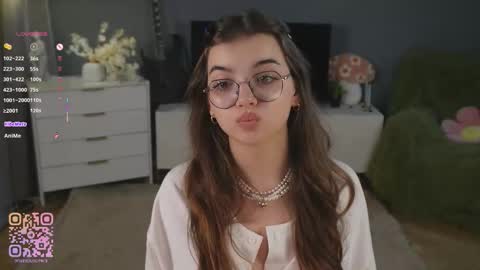 Diane online show from October 19, 8:20 pm