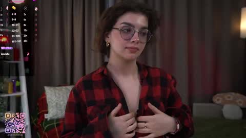 Diane online show from April 22, 7:26 pm