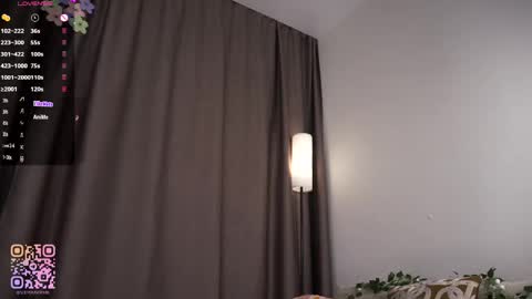 Diane online show from April 27, 1:58 am