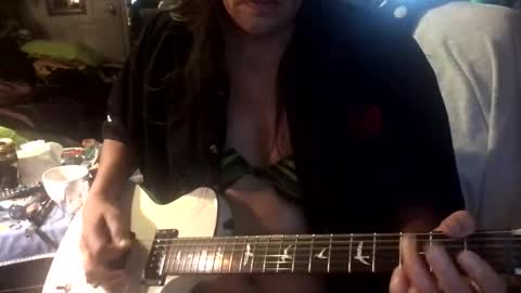 Snapshot of hubertcomberdale chatting on December 16, 9:52 pm Hubert Cumberdale online show from December 16, 9:52 pm