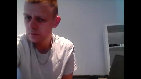 hubikush22 online show from December 26, 8:18 am