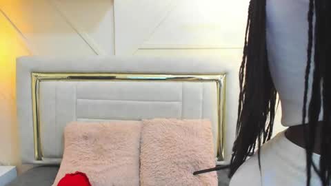 huddah online show from February 11, 11:21 am