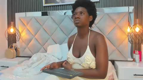 huddah online show from September 20, 11:33 am