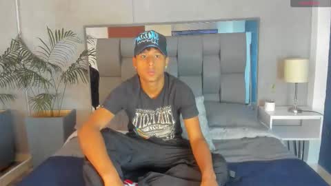 Snapshot of hudson_beasley chatting on October 22, 11:54 am Hudson Beasley online show from October 22, 11:54 am