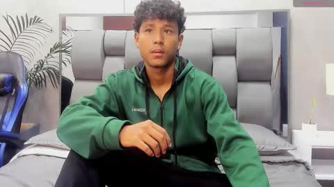 Snapshot of hudson_beasley chatting on October 24, 11:28 am Hudson Beasley online show from October 24, 11:28 am
