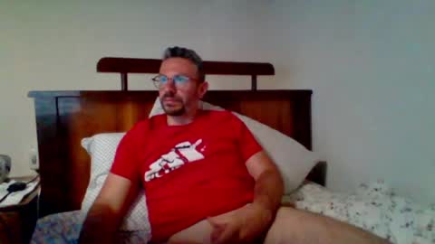 Snapshot of huge__cumshot chatting on May 10, 4:56 pm huge__cumshot online show from May 10, 4:56 pm
