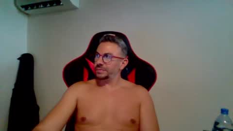 huge__cumshot online show from August 7, 11:01 am