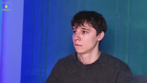 Snapshot of hugebangins_ chatting on October 15, 10:15 am ANTHONY online show from October 15, 10:15 am