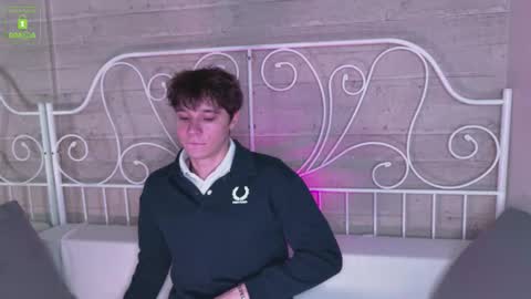 Snapshot of hugebangins_ chatting on November 8, 4:34 am ANTHONY online show from November 8, 4:34 am