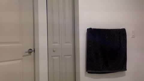 Snapshot of hugeblast chatting on October 12, 11:59 pm HugeBlast online show from October 12, 11:59 pm