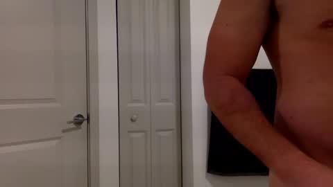 Snapshot of hugeblast chatting on October 19, 6:47 am HugeBlast online show from October 19, 6:47 am