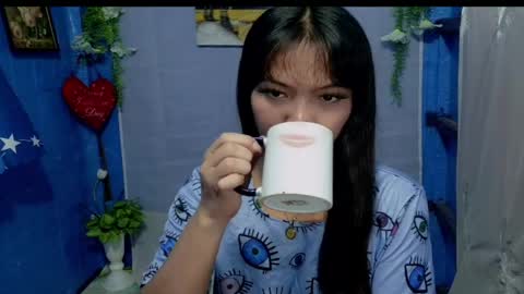 Elie online show from March 13, 11:44 pm