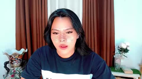 nathalie online show from September 25, 11:47 am