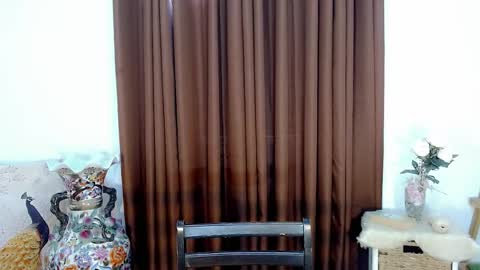 nathalie online show from September 28, 8:31 am