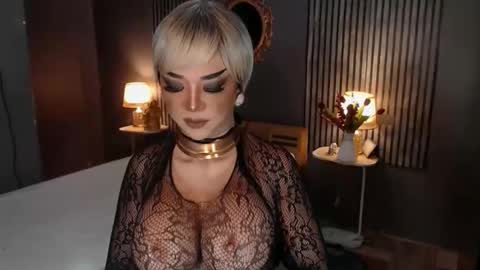 Christine online show from December 5, 8:23 am