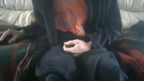 Snapshot of hugenob4u chatting on February 11, 12:32 pm hugenob4u online show from February 11, 12:32 pm