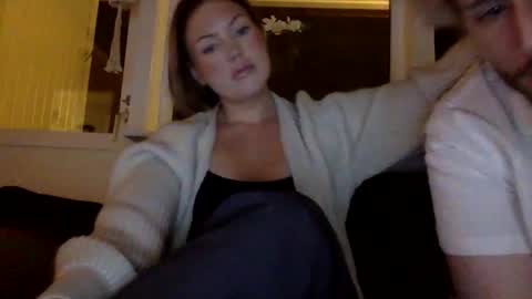 hugeswedishviking online show from November 19, 10:32 pm