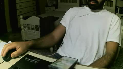 Snapshot of hugeveiny chatting on November 17, 7:47 am hugeveiny online show from November 17, 7:47 am