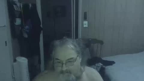 lonely huggy bear online show from February 23, 12:35 pm