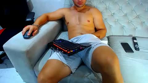 hugo19cm online show from April 20, 5:37 pm