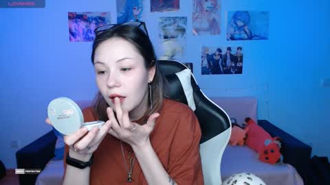 Snapshot of hugomin chatting on January 30, 12:06 pm HugoMin online show from January 30, 12:06 pm