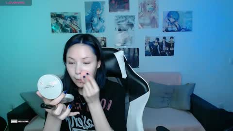 Snapshot of hugomin chatting on March 10, 8:23 pm HugoMin online show from March 10, 8:23 pm