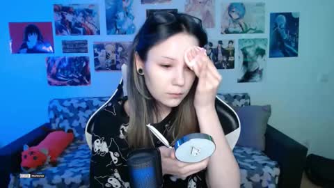 Snapshot of hugomin chatting on October 3, 12:24 pm HugoMin online show from October 3, 12:24 pm