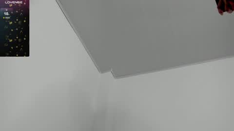 Snapshot of hugosan2 chatting on February 8, 5:08 pm Hugo online show from February 8, 5:08 pm