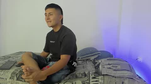 Snapshot of hugosan2 chatting on October 6, 7:44 pm Hugo online show from October 6, 7:44 pm
