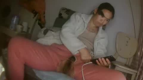 hujiajia520321431 online show from February 23, 9:01 pm