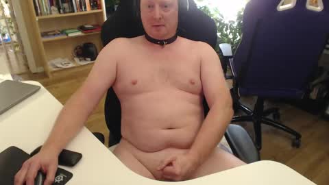 Snapshot of humancylonrelations chatting on May 10, 6:46 pm humancylonrelations online show from May 10, 6:46 pm