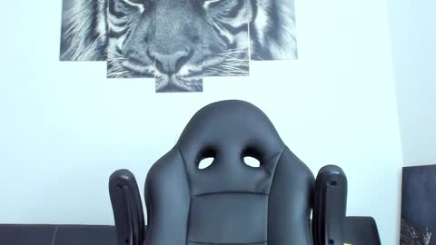 Eli online show from September 11, 12:00 am