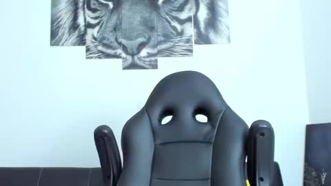 Eli online show from September 26, 11:20 pm