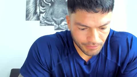 Eli online show from December 1, 1:49 pm