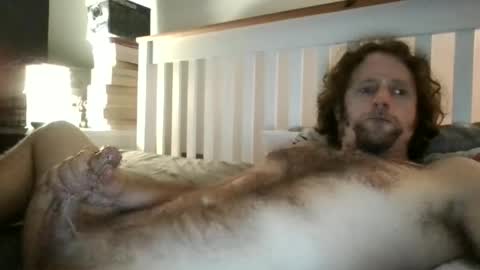 Snapshot of humdinger5775 chatting on June 20, 10:45 pm humdinger5775 online show from June 20, 10:45 pm