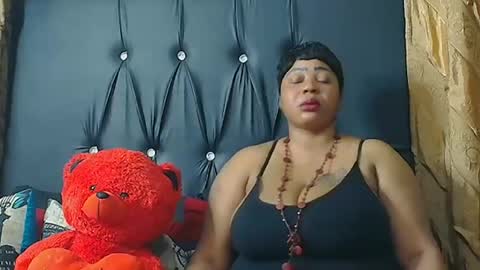 Snapshot of humongoustitss500929 chatting on September 17, 4:08 pm humongoustitss500929 online show from September 17, 4:08 pm