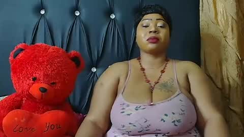 Snapshot of humongoustitss500929 chatting on October 1, 4:02 pm humongoustitss500929 online show from October 1, 4:02 pm