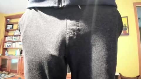 Snapshot of hung_hot_fit10 chatting on December 31, 10:56 pm Big uncut cock dripping online show from December 31, 10:56 pm