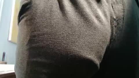 Snapshot of hung_hot_fit10 chatting on May 19, 2:56 pm Big uncut cock dripping online show from May 19, 2:56 pm