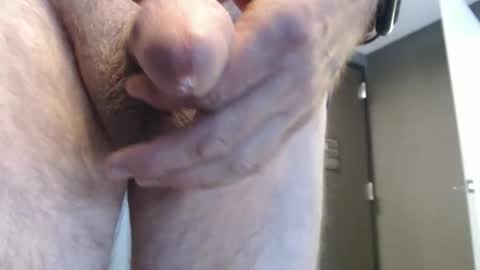 Snapshot of hung_hot_fit10 chatting on May 25, 7:31 pm Big uncut cock dripping online show from May 25, 7:31 pm