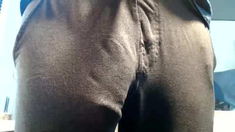 Snapshot of hung_hot_fit10 chatting on June 3, 2:08 pm Big uncut cock dripping online show from June 3, 2:08 pm