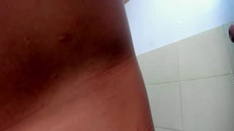 Snapshot of hungasiangirl chatting on December 16, 3:00 am help me make 25000 tokens for my mother HEARING aid online show from December 16, 3:00 am