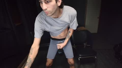 Snapshot of hungbidad666 chatting on December 8, 12:40 am FootLover online show from December 8, 12:40 am