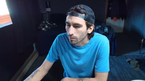 Snapshot of hungbidad666 chatting on December 12, 7:04 pm FootLover online show from December 12, 7:04 pm